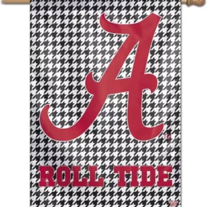 Houndstooth flag with red "A" and "Roll Tide.
